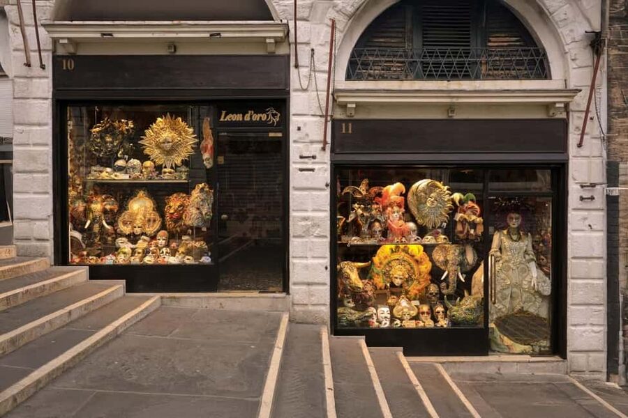 Venice: St. Mark's, Doges Palace, Rialto, and Gondola Tour - Entering St. Mark’s Basilica: skip-the-line is the real value