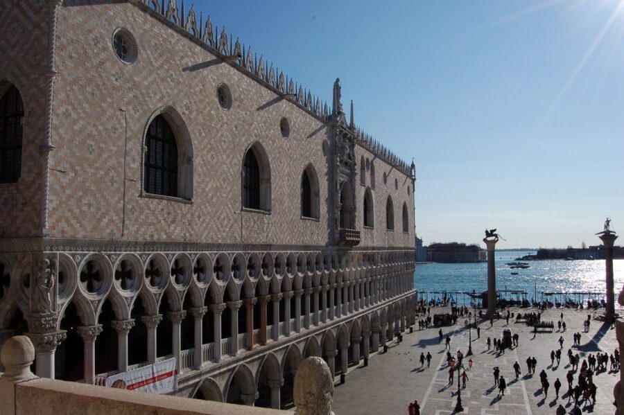 Venice Walking Tour and Doge's Palace Guided Visit - The walking loop: Santa Maria Formosa, Campo Santi Giovanni e Paolo, and the Marco Polo area