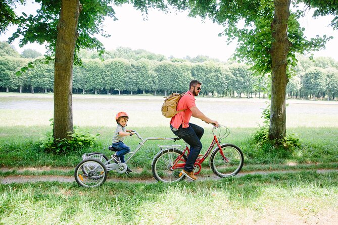 Versailles Full Day Bike Tour with Palace, Gardens, & Picnic - Back Toward the Palace: Why the Bike Setup Matters