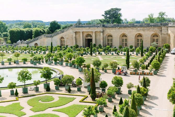 Versailles Full Day Bike Tour with Palace, Gardens, & Picnic - Inside the Palace: State Apartments and the Hall of Mirrors
