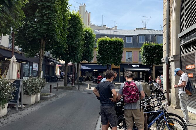 Versailles Full-Day Electric Bike Tour : Market, Picnic & Palace - Marnes-la-Coquette and the Forest Ride: Where You Feel the Distance