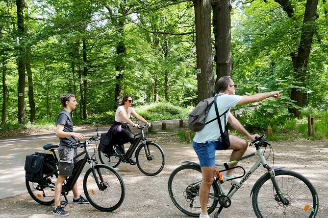 Versailles Full-Day Electric Bike Tour : Market, Picnic & Palace - Grand Canal Picnic: The Break That Makes Versailles Enjoyable