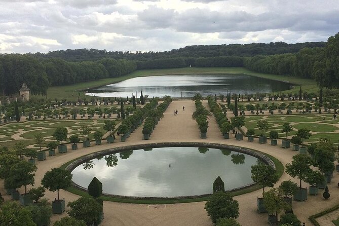 Versailles Palace and Garden Tour with Paris Private Transfers - The Palace Route in Plain Terms: Expect Size, Then Focus