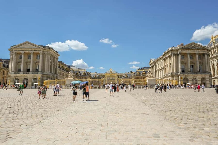 Versailles Palace and Gardens Entry with Seine river Cruise - Versailles Entrance A: where your day really starts