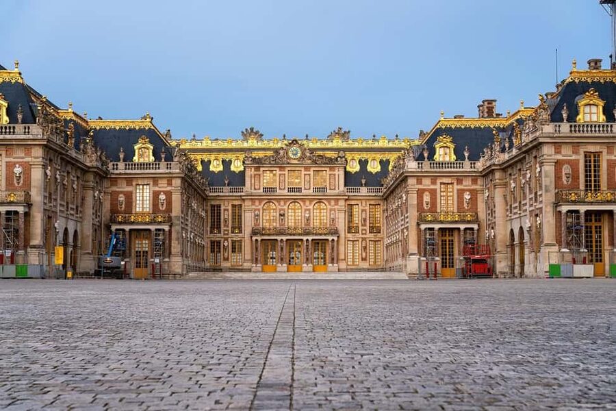 Versailles: Palace & Gardens Guided Tour with Entry Tickets - Key highlights worth planning around