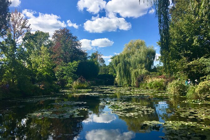 Versailles Palace & Giverny Private Tour with Lunch&Hotel Pick-up - Quick hits before you go