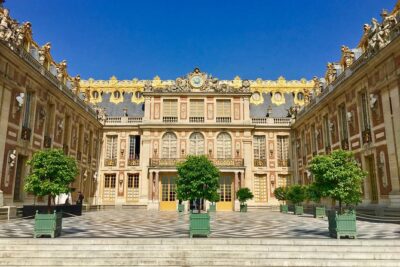 Versailles Palace & Giverny Private Tour with Lunch&Hotel Pick-up - Price and what $901.10 per person really buys you