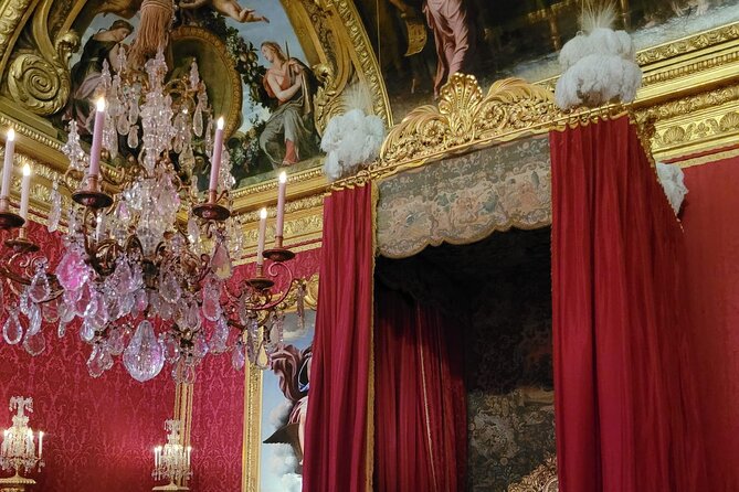 Versailles Palace Guided Tour with Gardens Access - Trianon and Marie-Antoinette’s Estate: included access, but verify at the gate