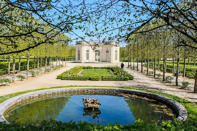 Versailles Palace & Marie-Antoinette's Estate Private Guided Tour with Lunch - Petit Trianon and Marie-Antoinette’s “get away” energy