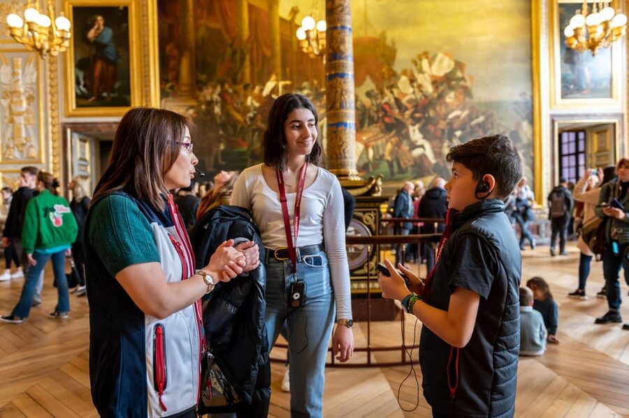 Versailles: Private Family Tour of Palace w/ Reserved Entry - Practical rules: what you can’t bring (and what to bring)