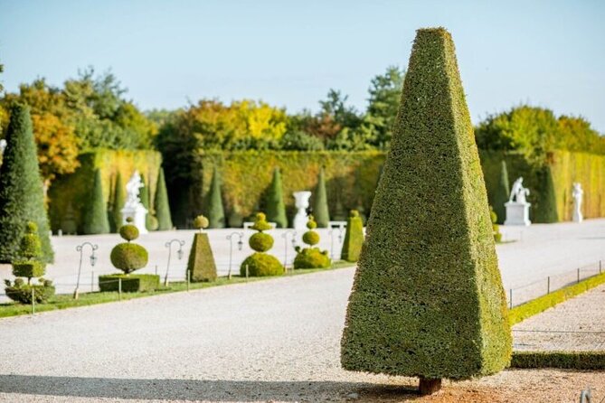 Versailles Royal Palace & Gardens with Exclusive Petit Apartments - Stop 2: Palace of Versailles and the contrast between public power and private life