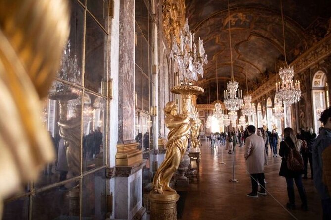 Versailles Royal Palace & Gardens with Exclusive Petit Apartments - Meeting at the Louis XIV statue: start on time or you’ll feel it