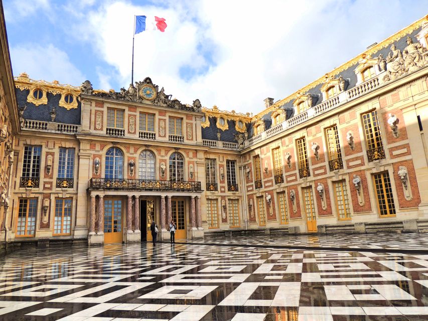 Versailles: Skip-the-Line Guided Palace Tour and Full Access - After the Tour: Gardens Time at 2,000 Acres