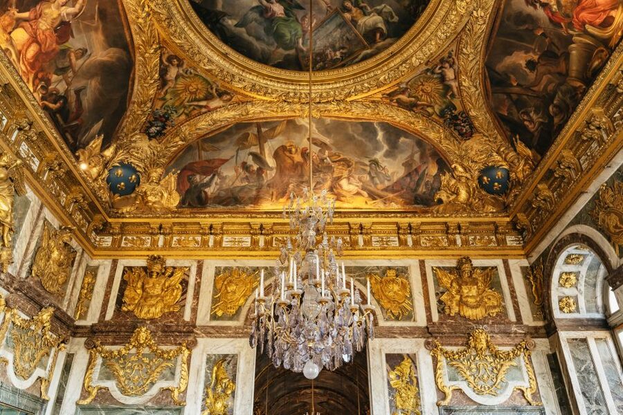 Versailles: Skip-the-Line Tour of Palace and Gardens Access - GetYourGuide meeting point and timing: where not to go