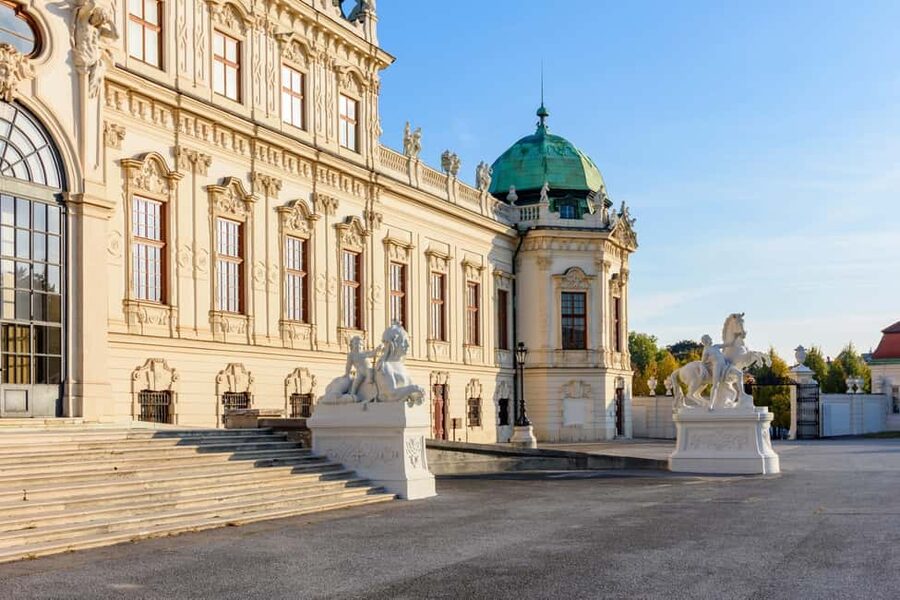 Vienna Belvedere Palace Skip-the-line Tour & Official Guide - The guide makes the art click: what to expect from live commentary