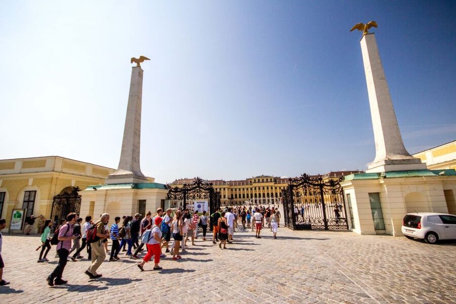 Vienna: Bus & Schönbrunn Palace Skip-the-Line Guided Tour - Who Should Book (and Who Might Want a Different Plan)