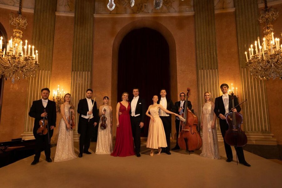 Vienna: Mozart & Strauss Classical Concert at Börse Palace - Seats, coats, and the practical stuff that can affect your night