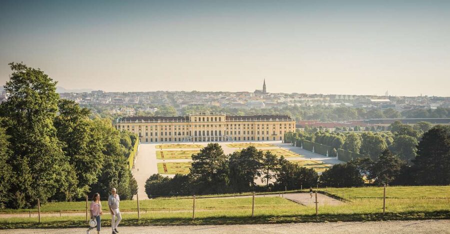 Vienna: Schönbrunn Palace Entry Ticket with Lunch - Key highlights at a glance