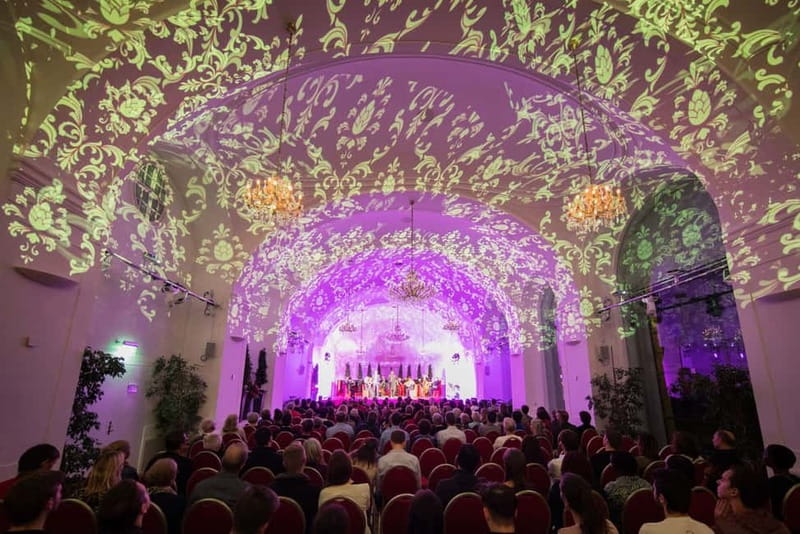 Vienna: Schönbrunn Palace Evening Tour, Dinner and Concert - Choosing Your Seating: Category A vs VIP Perks