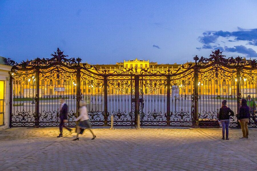 Vienna: Schönbrunn Palace & Gardens Skip-the-Line Tour - Audio device and languages: built for people who struggle to hear in crowds