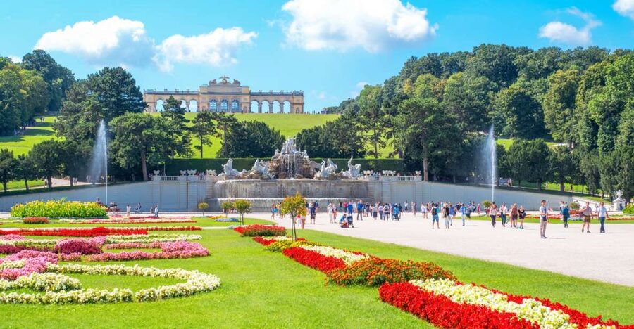 Vienna: Skip-the-Line Schönbrunn Palace & Gardens Tour - Key things to know before you go