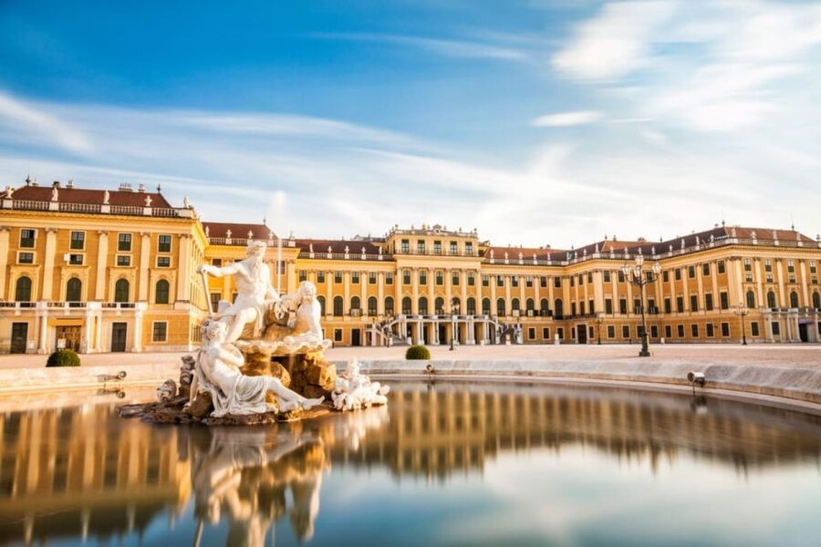 Vienna: Skip-the-Line Schonbrunn Palace Private Tour - Key things that make this Schonbrunn tour worth it