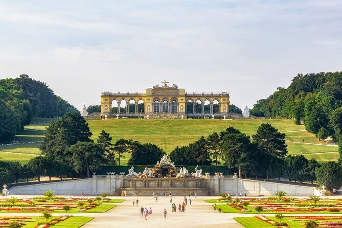 Vienna: Skip-the-Line Ticket to Schonbrunn Palace with AudioGuide - Who This Schönbrunn Visit Fits Best