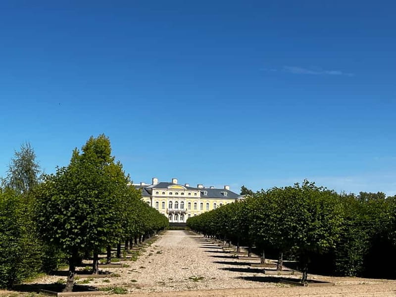 Vilnius: Hill of Crosses, Rundale Palace, Bauska Castle Trip - Rundale Palace: Rastrelli’s Baroque Power Trip