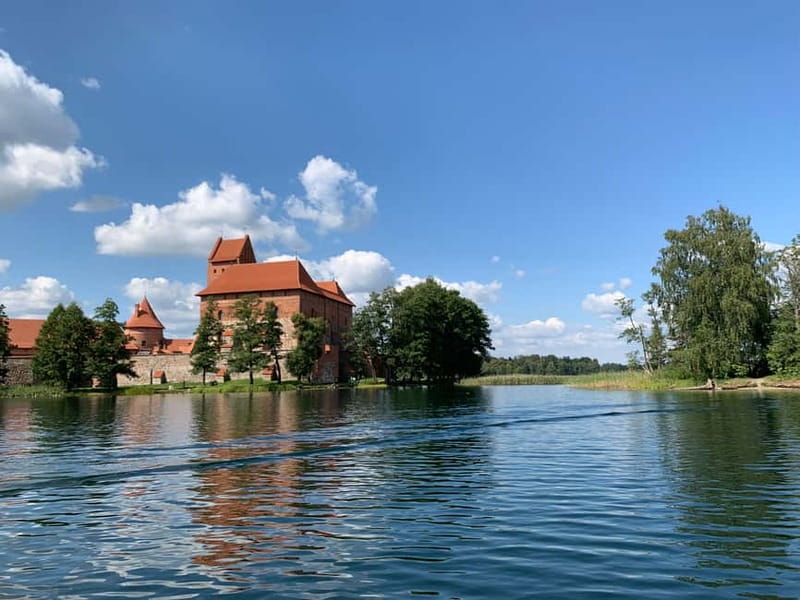 Vilnius: Private Paneriai Park, Trakai Castle, Kernavė Tour - Should You Book This Private Paneriai, Trakai, and Kernavė Day?