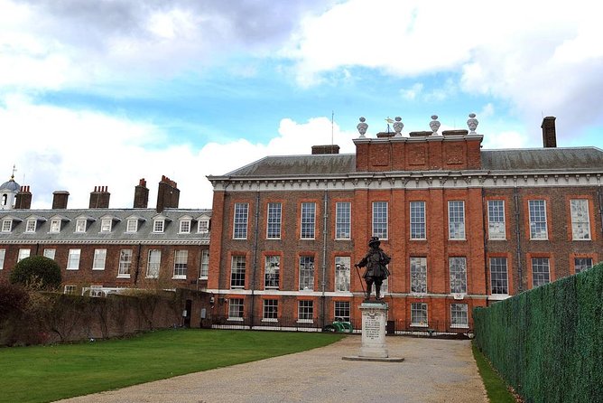 Visit Kensington Palace & 3 Hour Westminster Walking Tour - Westminster Abbey: impressive exterior context, but plan for tickets separately