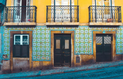 Walking Tour Small Group Lisbon + S. Jorge Castle Tickets - Skip-the-Line Into S. Jorge and Lisbon’s best hilltop frame