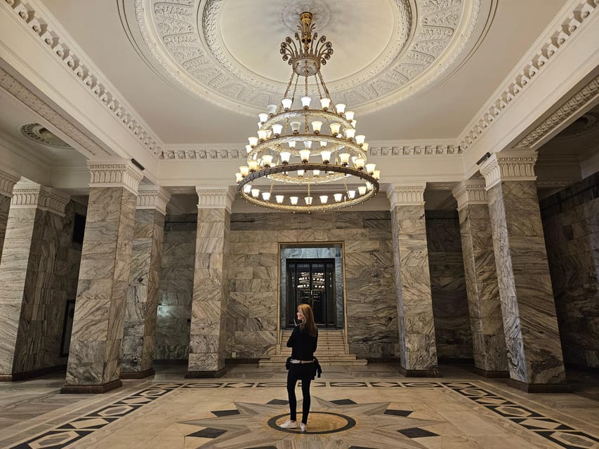 Warsaw: Palace of Culture and Science Guided Tour - The guided hour inside: what you’ll actually see