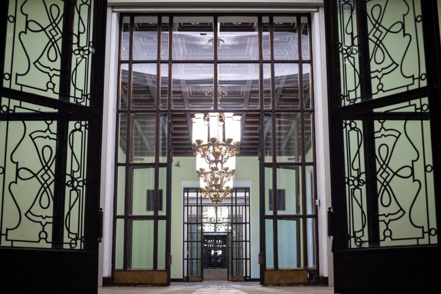 Warsaw: Palace of Culture and Science Tour with Terrace - What to expect if renovations affect your access