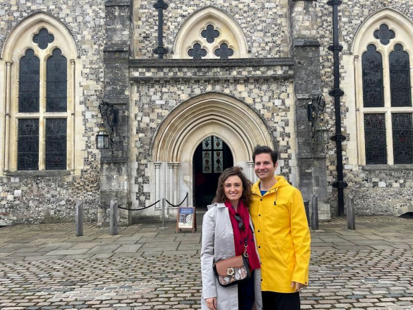 Winchester: Historic Castles and Cathedrals Walking Tour - Meeting at the West Gate: your easy start point