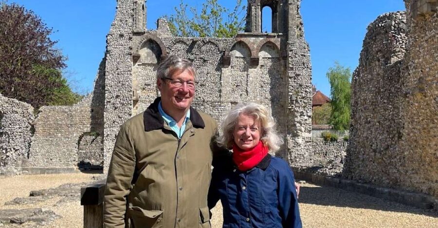 Winchester: Historic Castles and Cathedrals Walking Tour - River Itchen and King Alfred: Keats’ inspiration on foot