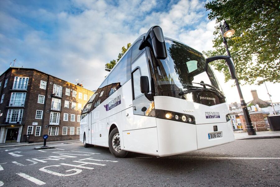 Windsor Castle and Buckingham Palace Full-Day Tour - Royal Garden walk: the easy win at the end