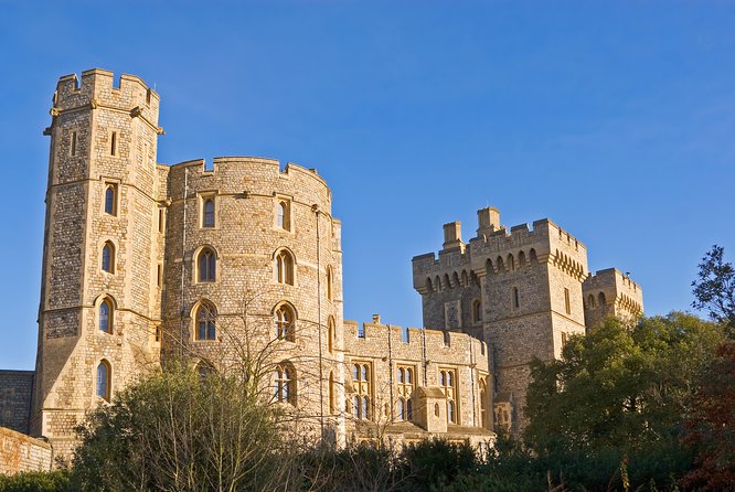 Windsor Castle Half Day Trip from London by Luxury Coach - Who should book this Windsor Castle coach trip?