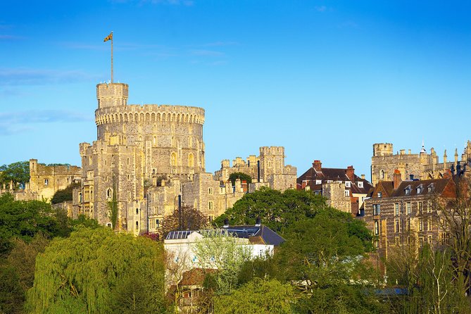 Windsor Castle, Stonehenge, and Oxford Day Trip from London - Oxford Old Town walking tour: the “dreaming spires” payoff
