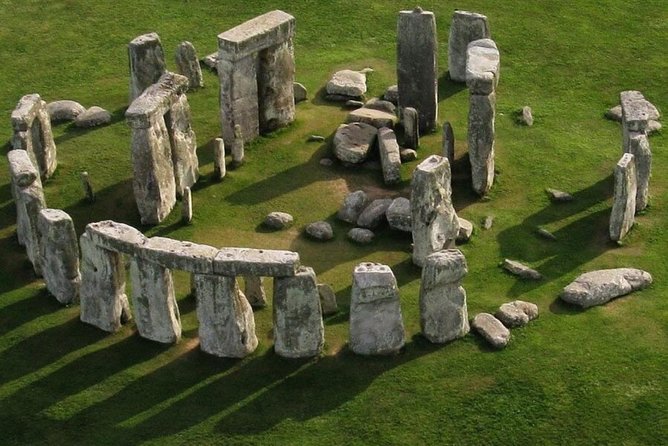 Windsor Castle, Stonehenge & Salisbury Cathedral Guided Tour - Tickets, State Apartment Changes, and Closures That Can Shift Your Day