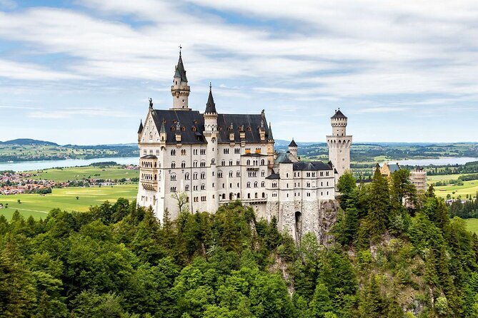 Winter Tour to Neuschwanstein Castle from Munich - Key highlights at a glance