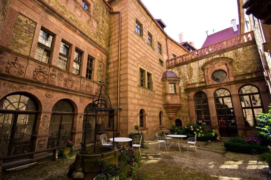 Wroclaw: Lower Silesia, Ksiaz Castle & Church of Peace Tour - Entering Książ Castle on Its Cliff: Why the Setting Is Part of the Story