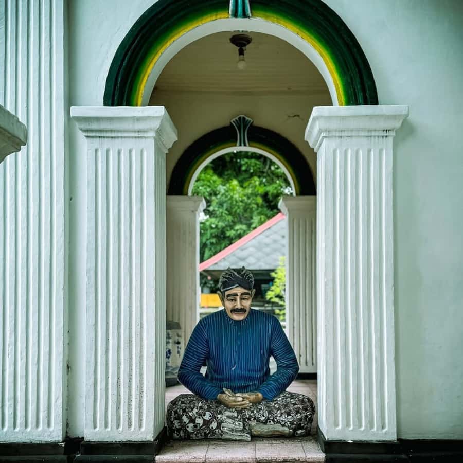 Yogyakarta: Yogyakarta Palace & Water Castle Guided Tour - “Good guide” is the whole game: names, styles, and what to ask for