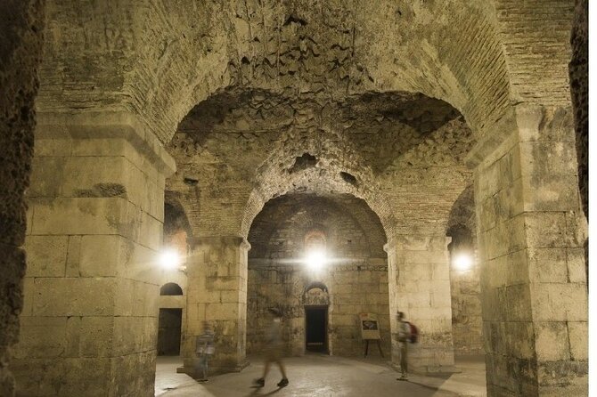 YOUR BEST PRIVATE TOUR - amazing Split and Diocletian's palace - Prokurative, Grgur Ninski, and the Split Synagogue Ghetto